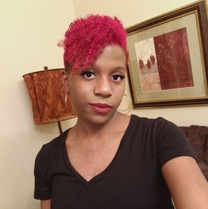 Meet your Posher, Lexi